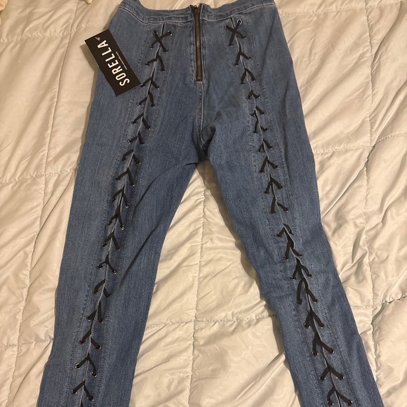 Sorella high waisted size 0-2 jeans - Picture 1 of 5